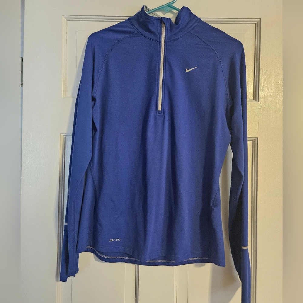 Nike DriFit 1/2-zip Pullover